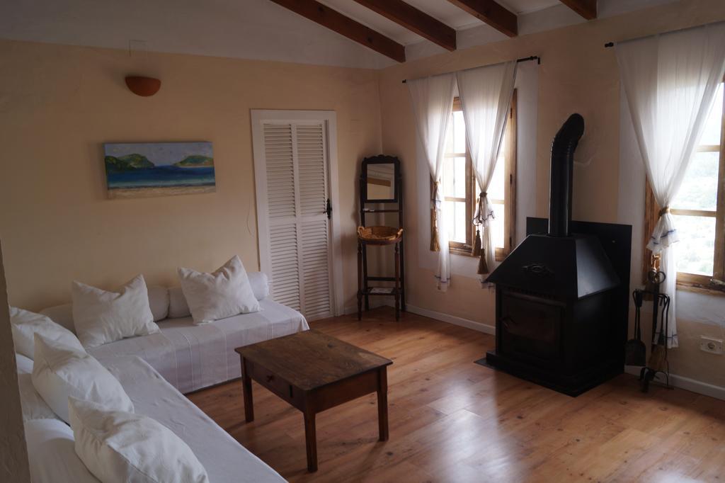 Sa Plana Petit Hotel เอสเตเยงส์ ภายนอก รูปภาพ