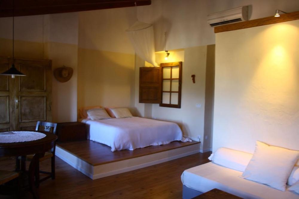 Sa Plana Petit Hotel เอสเตเยงส์ ภายนอก รูปภาพ